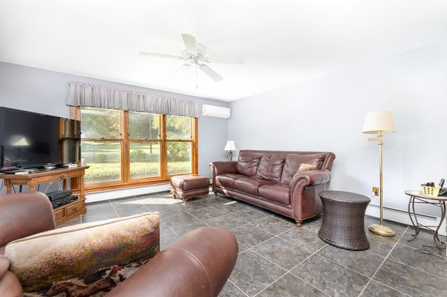 41 Oakwood Lane, Columbia, CT 06237