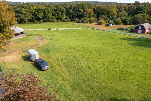 41 Oakwood Lane, Columbia, CT 06237