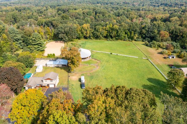 41 Oakwood Lane, Columbia, CT 06237