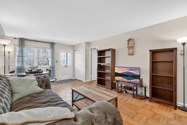 1840 Crompond Road 1A4, Peekskill, NY 10566