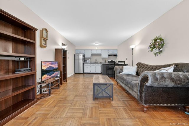 1840 Crompond Road 1A4, Peekskill, NY 10566