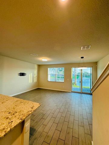 5677 MENTMORE Drive 5677, Mangonia Park, FL 33407