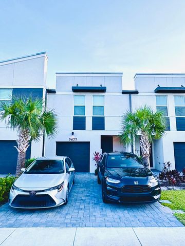 5677 MENTMORE Drive 5677, Mangonia Park, FL 33407