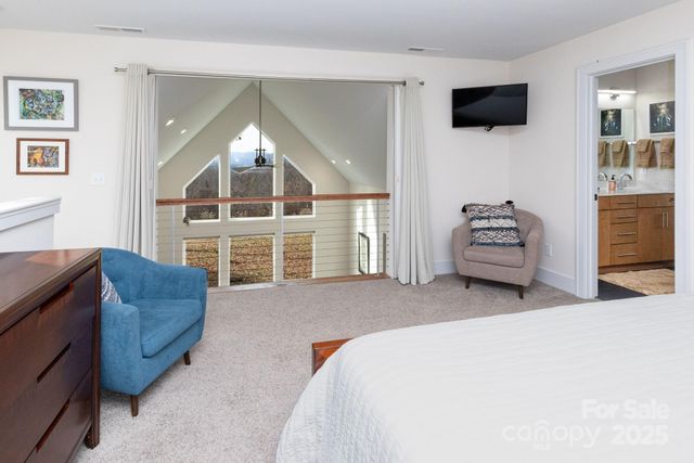 105 White Bridge Road, Weaverville, NC 28787