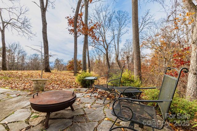 105 White Bridge Road, Weaverville, NC 28787