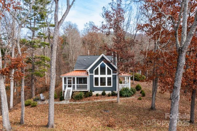 105 White Bridge Road, Weaverville, NC 28787