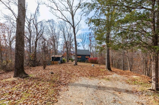 105 White Bridge Road, Weaverville, NC 28787