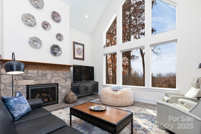 105 White Bridge Road, Weaverville, NC 28787