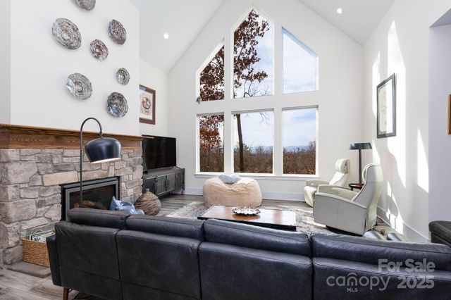 105 White Bridge Road, Weaverville, NC 28787