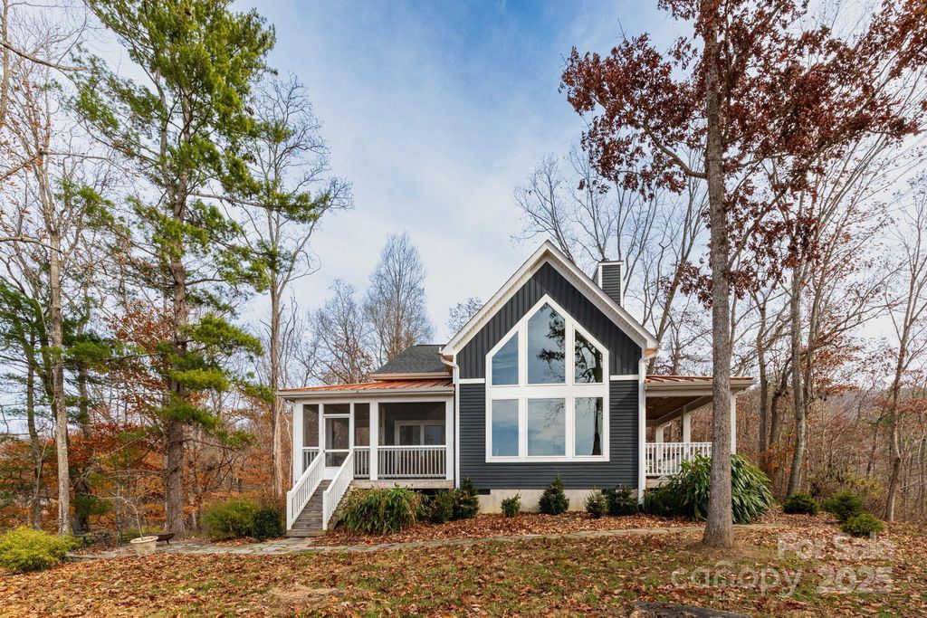 105 White Bridge Road, Weaverville, NC 28787