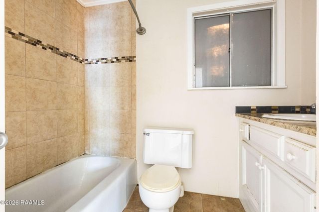 335 Indian Mound Road, Lafayette, LA 70501