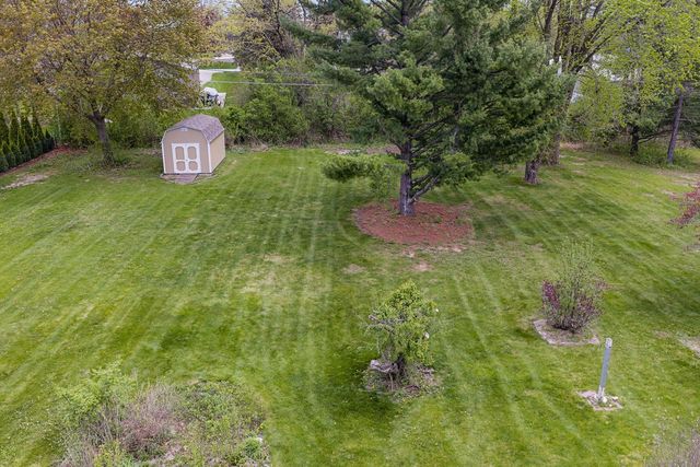 W221S7400 Valley View ROAD, Muskego, WI 53150