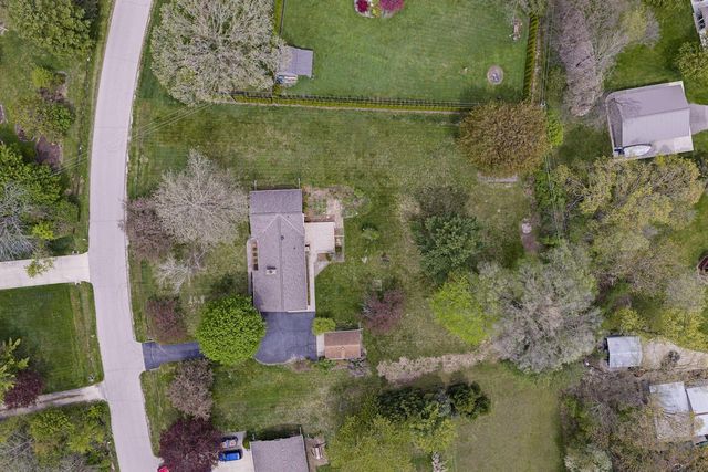 W221S7400 Valley View ROAD, Muskego, WI 53150