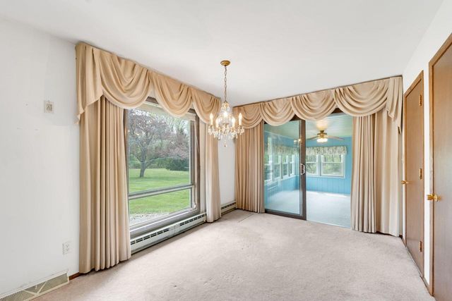 W221S7400 Valley View ROAD, Muskego, WI 53150