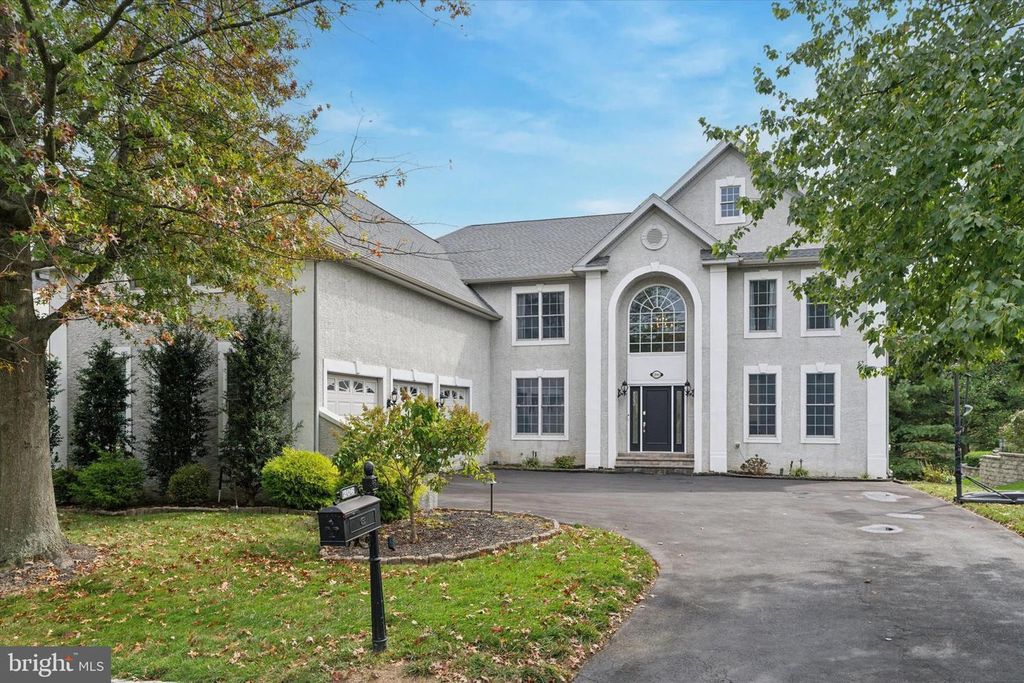 206 RIVERCREST DR, Phoenixville, PA 19460