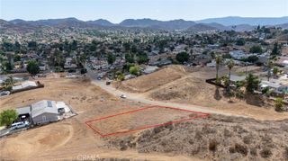 248 Manzana Drive, Menifee, CA 92587