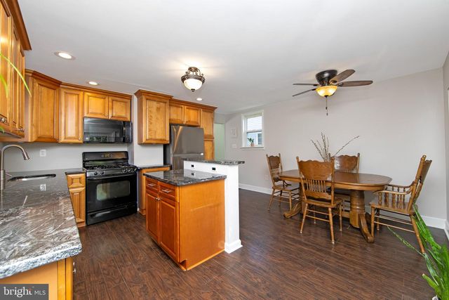 16 3RD ST, Brooklawn, NJ 08030