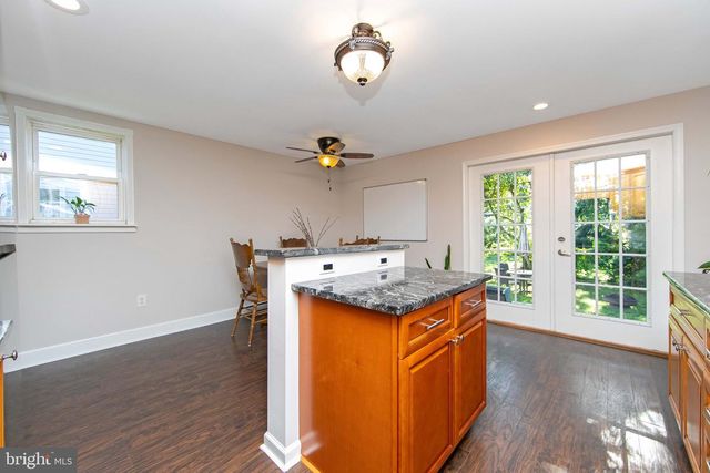 16 3RD ST, Brooklawn, NJ 08030