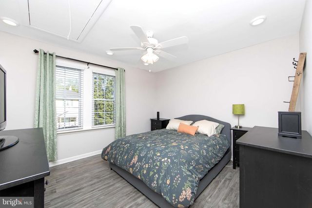 16 3RD ST, Brooklawn, NJ 08030