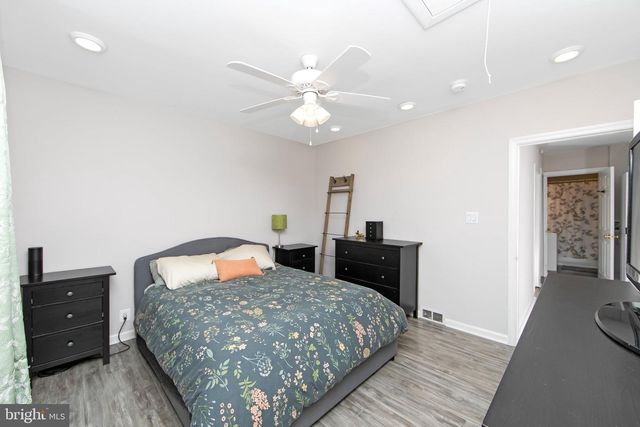 16 3RD ST, Brooklawn, NJ 08030