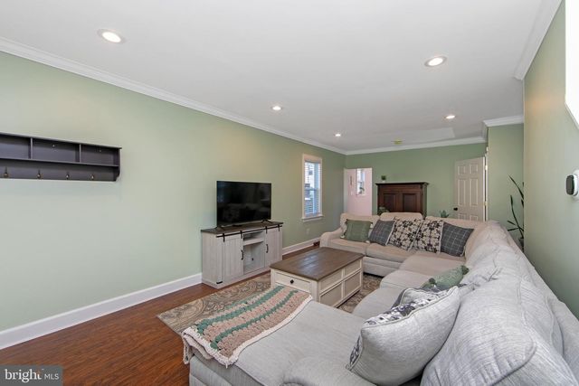 16 3RD ST, Brooklawn, NJ 08030