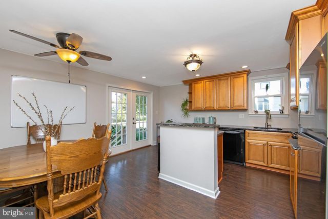 16 3RD ST, Brooklawn, NJ 08030