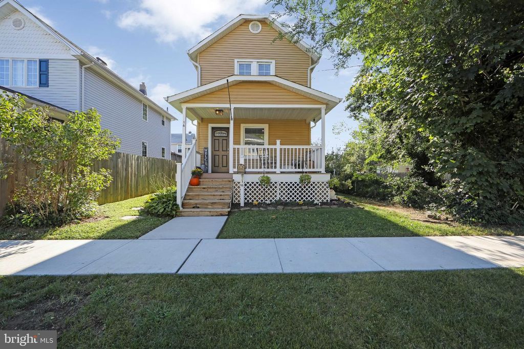 16 3RD ST, Brooklawn, NJ 08030