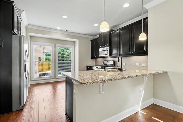 7910 Willoughby Court, Alpharetta, GA 30005