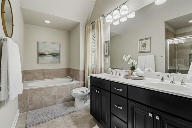 7910 Willoughby Court, Alpharetta, GA 30005