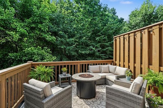 7910 Willoughby Court, Alpharetta, GA 30005