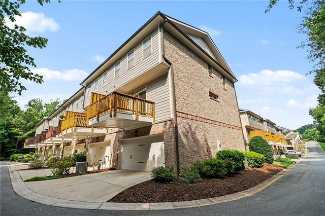 7910 Willoughby Court, Alpharetta, GA 30005