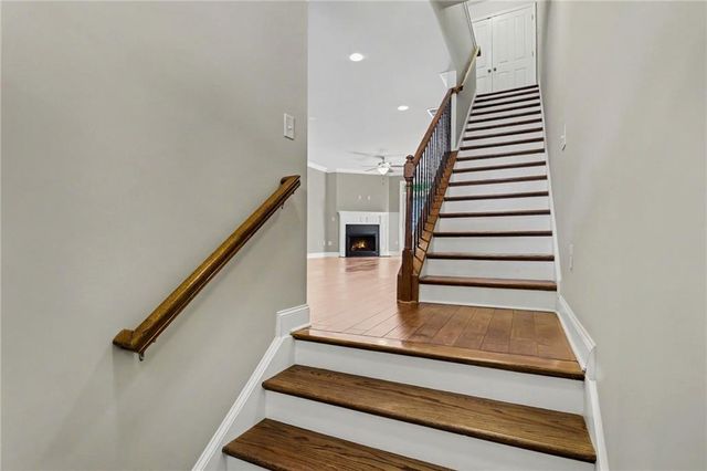 7910 Willoughby Court, Alpharetta, GA 30005