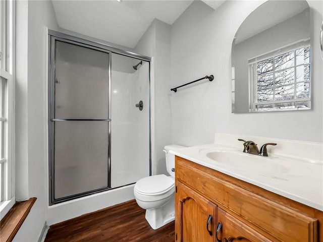 1302 Huntington Circle, Greenwood, MO 64034