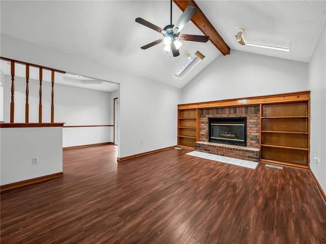 1302 Huntington Circle, Greenwood, MO 64034