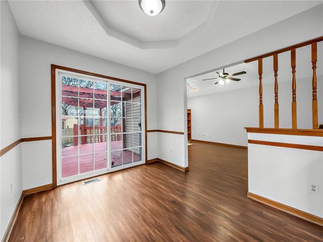 1302 Huntington Circle, Greenwood, MO 64034