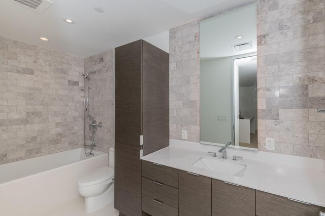 301 West Ave 1802, Austin, TX 78701