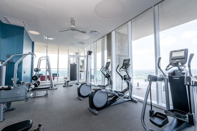 301 West Ave 1802, Austin, TX 78701