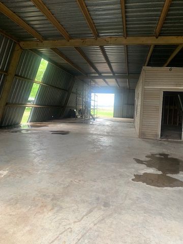 12311 Gholson Road, Gholson, TX 76705