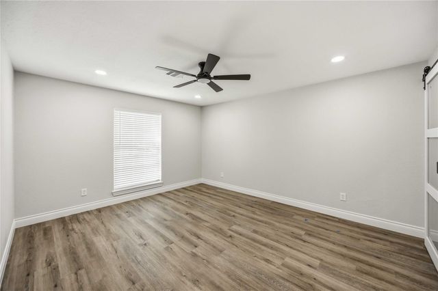 5702 Old Lodge Drive, Houston, TX 77066