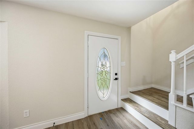 5702 Old Lodge Drive, Houston, TX 77066