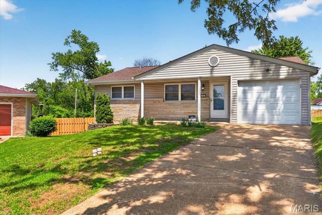 25 Oakes Drive, Crystal City, MO 63019