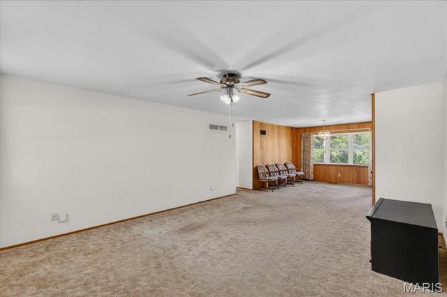 25 Oakes Drive, Crystal City, MO 63019