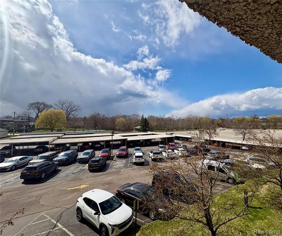 21800 Morley Avenue 112, Dearborn, MI 48124