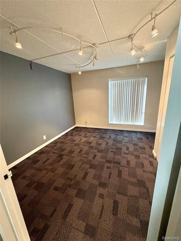 21800 Morley Avenue 112, Dearborn, MI 48124