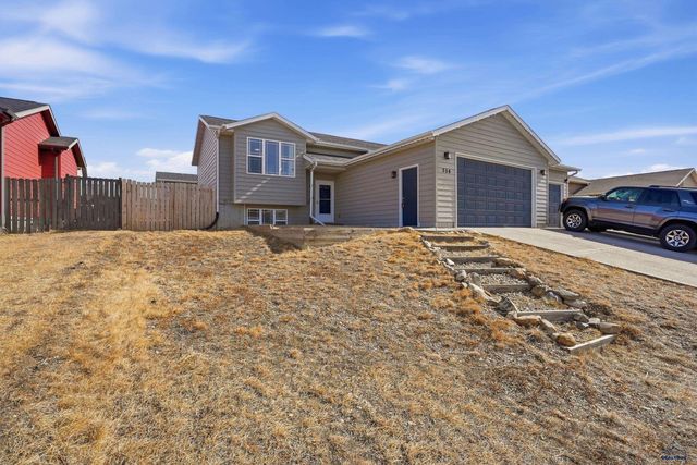 354 BIG BADGER DR, Box Elder, SD 57719