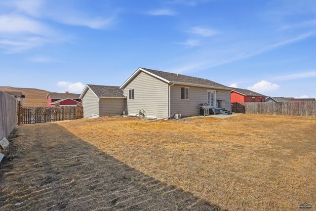 354 BIG BADGER DR, Box Elder, SD 57719