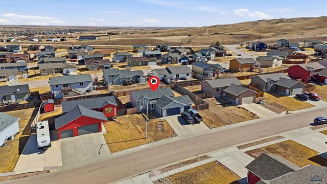 354 BIG BADGER DR, Box Elder, SD 57719