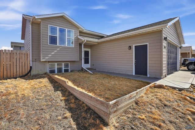 354 BIG BADGER DR, Box Elder, SD 57719