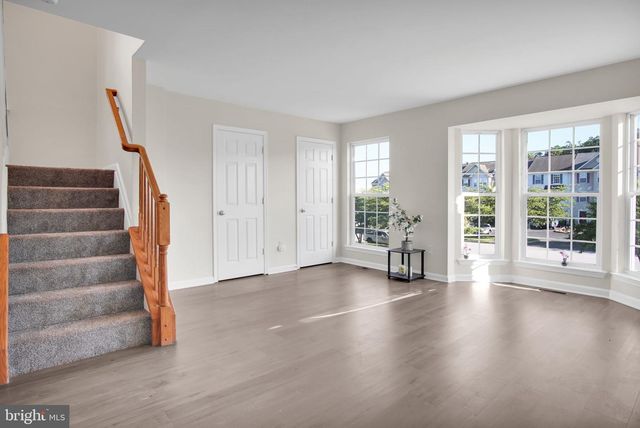 260 COUNTRY RIDGE DR, Red Lion, PA 17356
