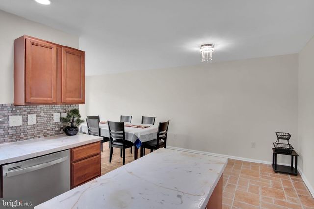 260 COUNTRY RIDGE DR, Red Lion, PA 17356